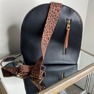 Target crossbody